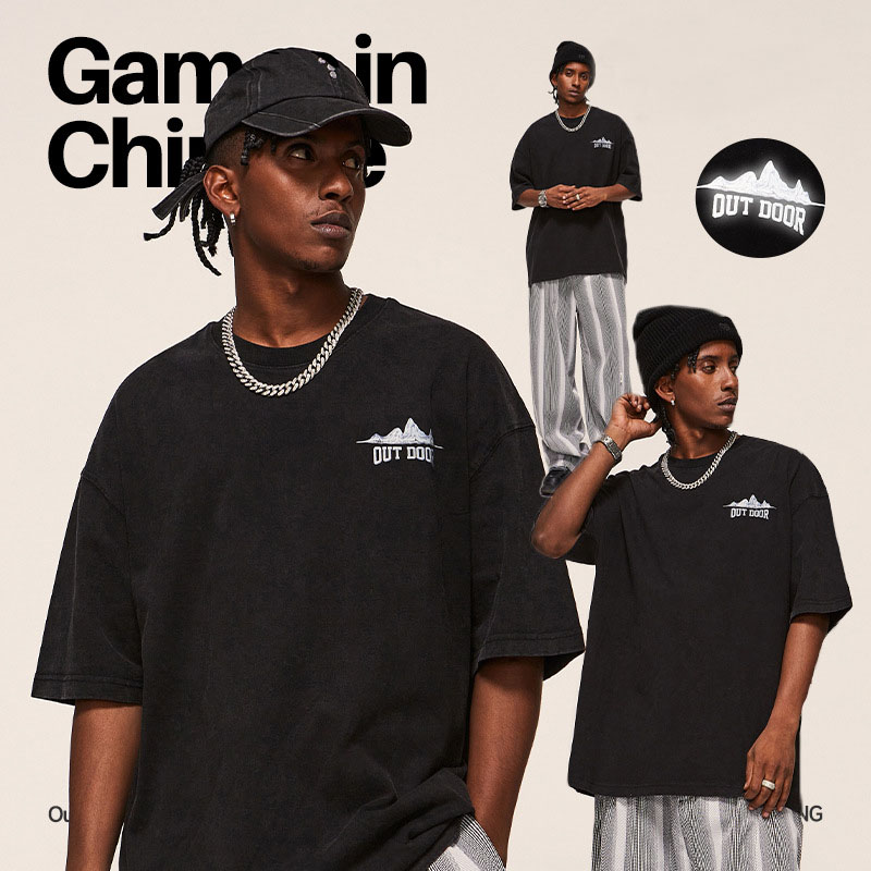 Distressed reflective mountain print T-shirt 2390S23